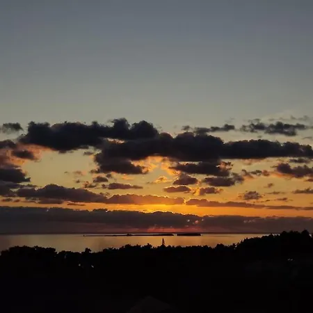 Horizon Seaview Apartament *