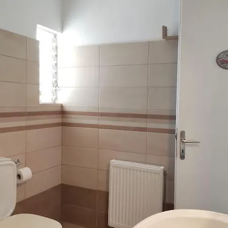 Horizon Seaview Апартаменты Ласси