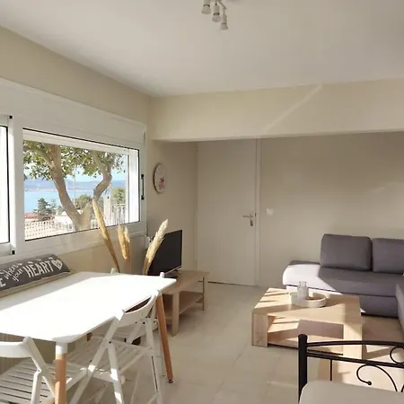 Апартаменты Horizon Seaview Ласси